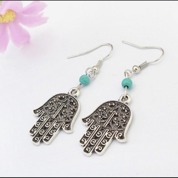 HAMSA EARRINGS - Picture 2 of 4